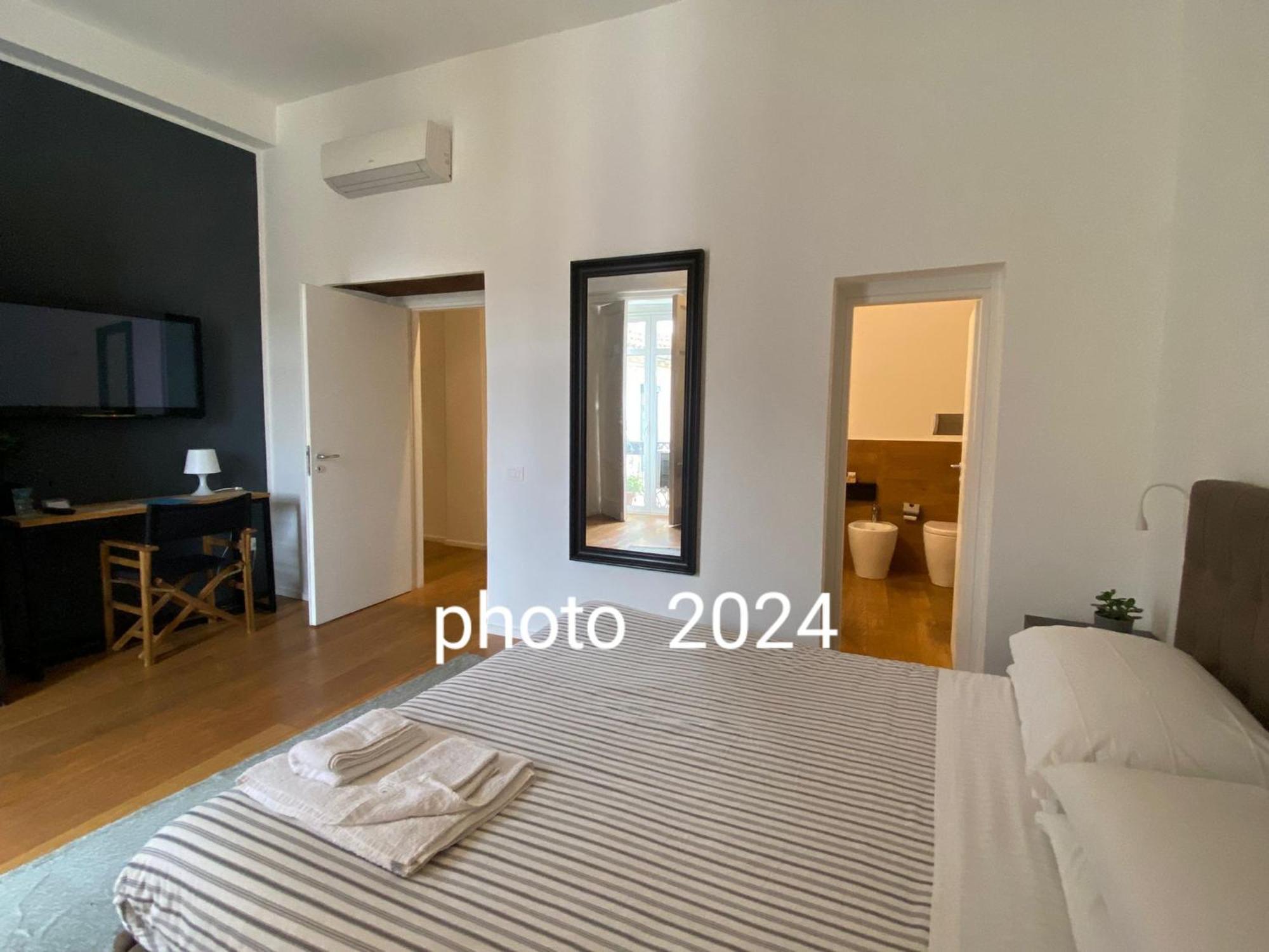 Vicolo Dei Sartori Hotel Salerno Eksteriør billede